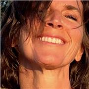 Profesora nativa de alemán da clases particulares online y a domicilio zona Puerta de Hierro, Mirasierra, Montecarmelo.
Mi meta es que el alumno le pierda miedo al idioma y se sienta cada vez más seguro. Hago mucho hincapié en que aprenda bien el idioma